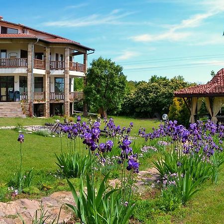 Park Hotel Djevana Gorna Oryakhovitsa Eksteriør bilde
