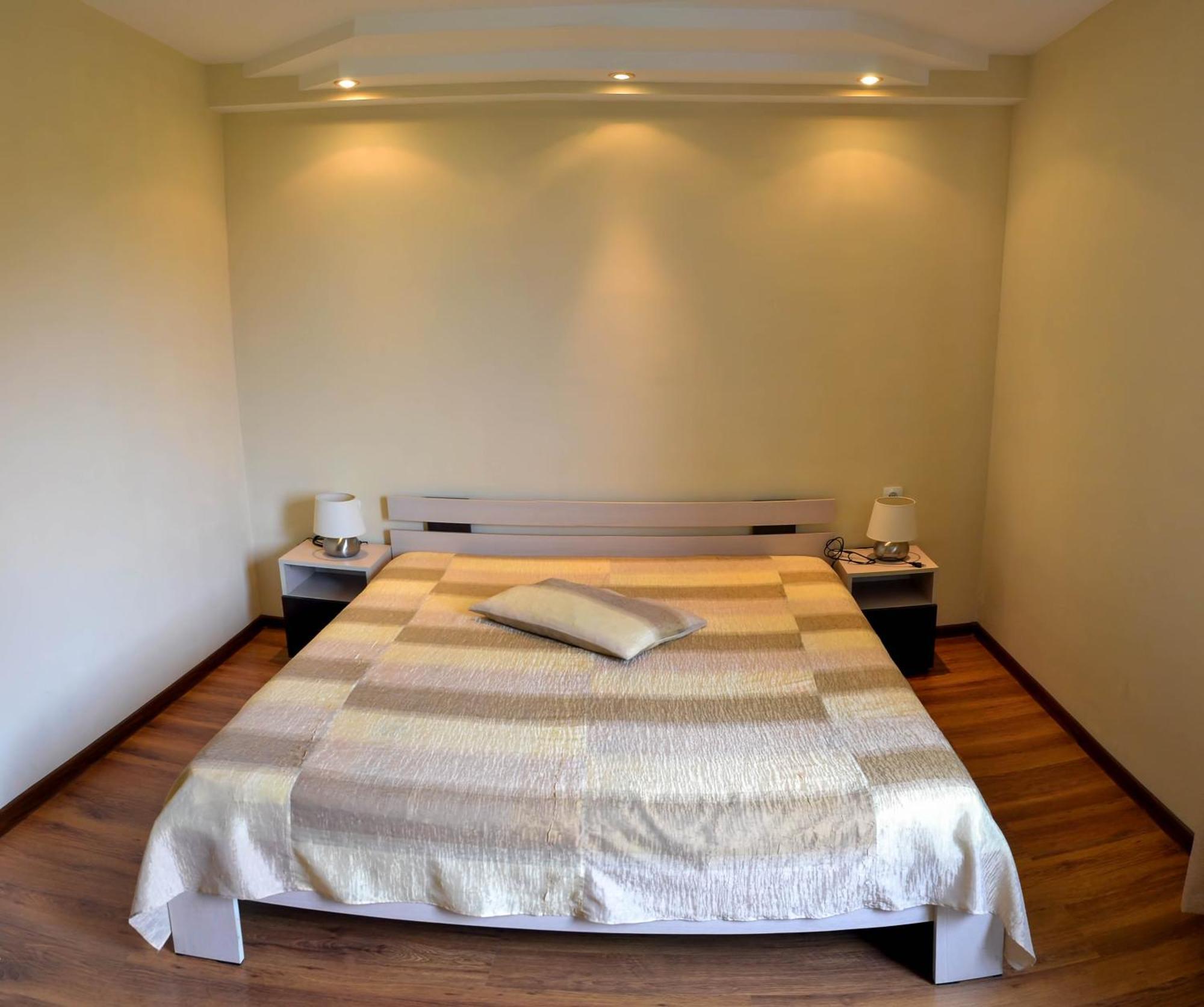 Park Hotel Djevana Gorna Oryakhovitsa Rom bilde