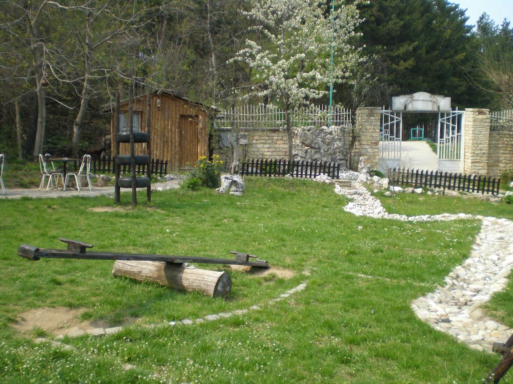 Park Hotel Djevana Gorna Oryakhovitsa Eksteriør bilde