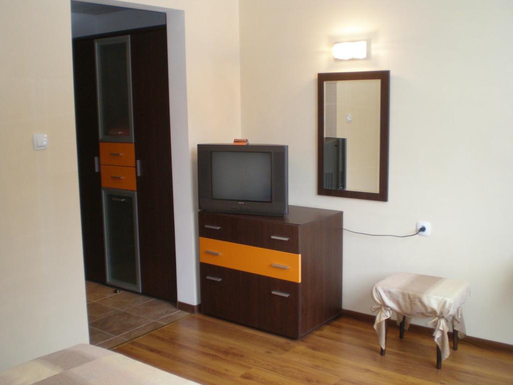 Park Hotel Djevana Gorna Oryakhovitsa Rom bilde